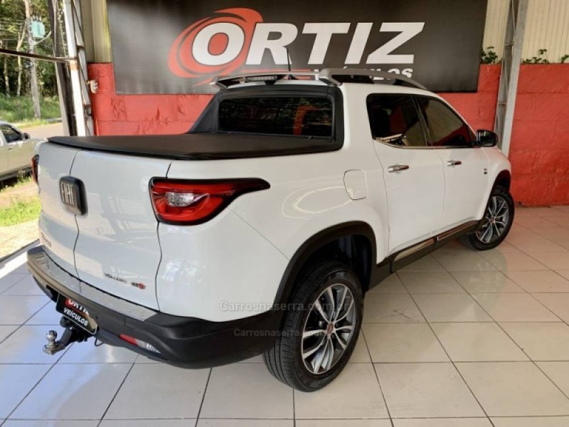 TORO 2.0 16V TURBO DIESEL VOLCANO 4WD AUTOMÁTICO - 2020 - CAXIAS DO SUL