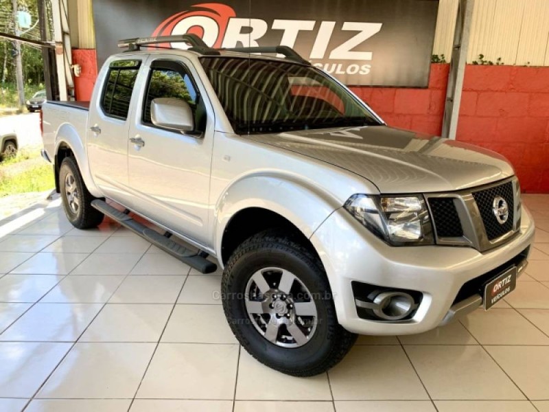 FRONTIER 2.5 SV ATTACK 4X4 CD TURBO ELETRONIC DIESEL 4P MANUAL - 2015 - CAXIAS DO SUL