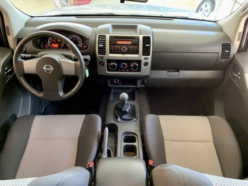 FRONTIER 2.5 SV ATTACK 4X4 CD TURBO ELETRONIC DIESEL 4P MANUAL - 2015 - CAXIAS DO SUL