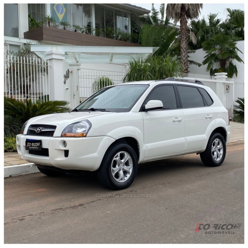 tucson 2.0 mpfi gls top 16v 143cv 2wd flex 4p automatico 2015 campo bom