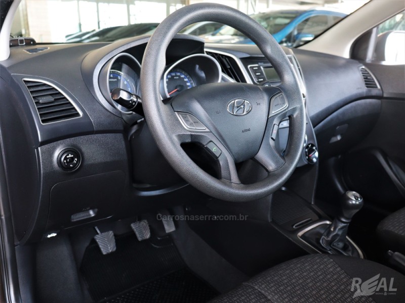 HB20 1.0 COMFORT PLUS 12V FLEX 4P MANUAL - 2018 - SAPIRANGA