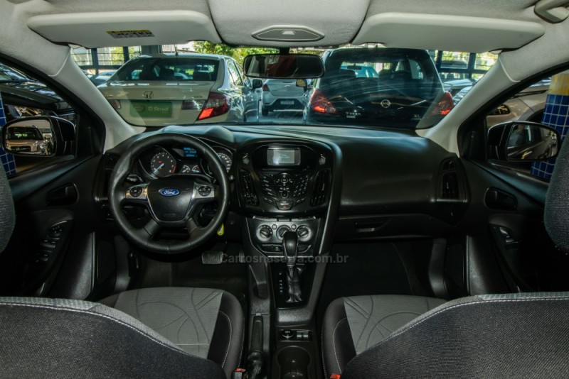 FOCUS 1.6 S HATCH 16V FLEX 4P AUTOMÁTICO - 2014 - NOVO HAMBURGO