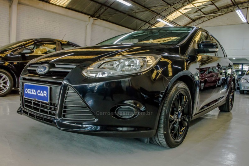focus 1.6 s hatch 16v flex 4p automatico 2014 novo hamburgo