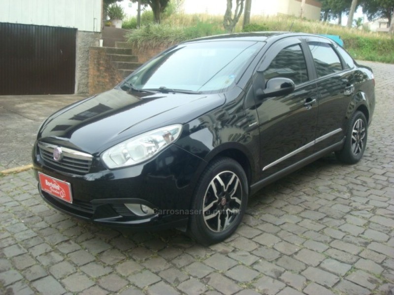grand siena 1.6 mpi essence 16v flex 4p automatizado 2014 farroupilha