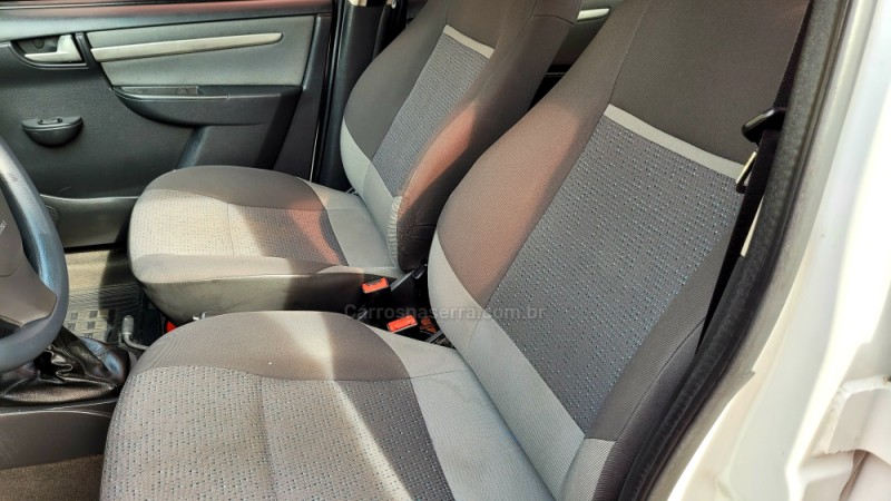 CELTA 1.0 MPFI LT 8V FLEX 4P MANUAL - 2015 - IVOTI