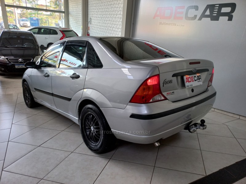FOCUS 1.6 GLX SEDAN 8V FLEX 4P MANUAL - 2008 - FARROUPILHA
