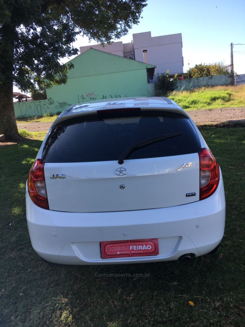 J3 1.4 BRASIL 16V 5P MANUAL - 2012 - CAXIAS DO SUL
