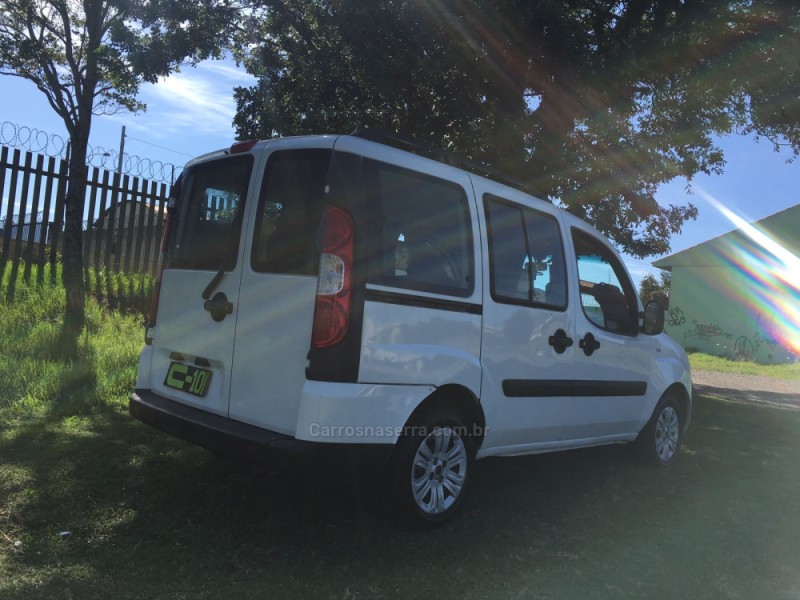 DOBLÓ 1.8 MPI HLX 8V FLEX 4P MANUAL - 2010 - CAXIAS DO SUL