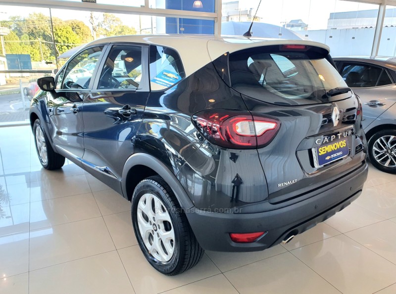 CAPTUR 1.6 16V FLEX ZEN AUTOMÁTICO - 2018 - BENTO GONçALVES