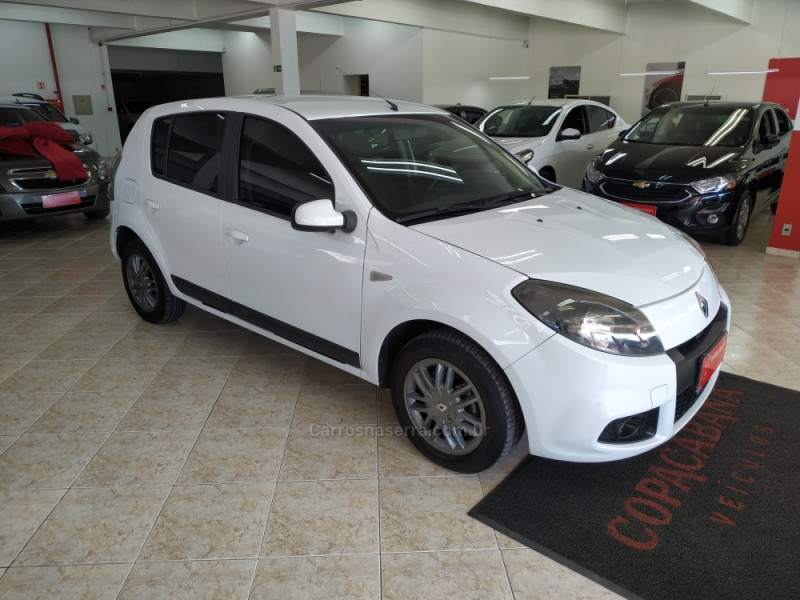SANDERO 1.6 PRIVILÉGE 16V FLEX 4P AUTOMÁTICO - 2014 - CAXIAS DO SUL