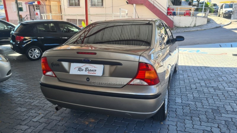 FOCUS 2.0 GLX SEDAN 16V FLEX 4P MANUAL - 2008 - CAXIAS DO SUL