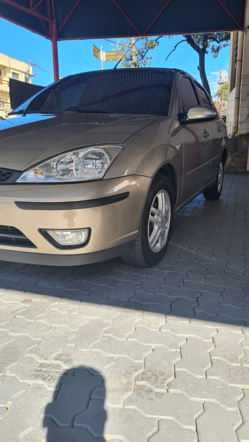 FOCUS 2.0 GLX SEDAN 16V FLEX 4P MANUAL - 2008 - CAXIAS DO SUL