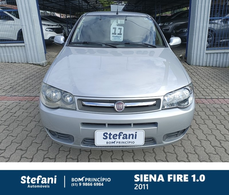 SIENA 1.0 MPI FIRE CELEBRATION 8V FLEX 4P MANUAL - 2011 - BOM PRINCíPIO