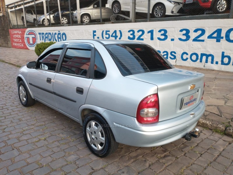 CLASSIC 1.0 MPFI LIFE 8V FLEX 4P MANUAL - 2010 - CAXIAS DO SUL