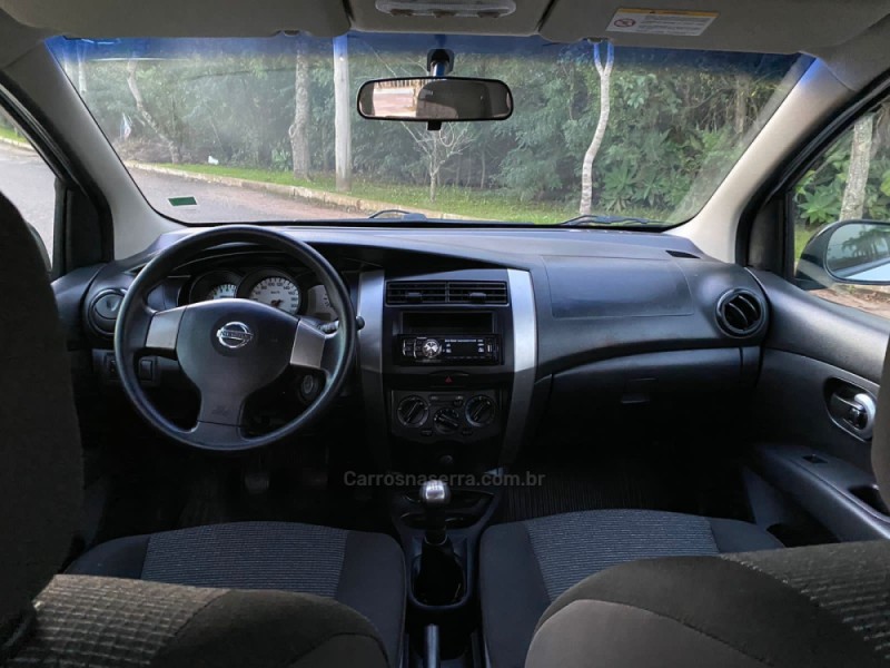 LIVINA 1.6 16V FLEX 4P MANUAL - 2013 - CAMPO BOM