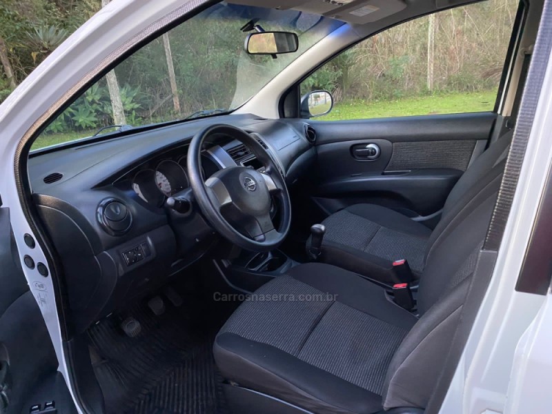 LIVINA 1.6 16V FLEX 4P MANUAL - 2013 - CAMPO BOM
