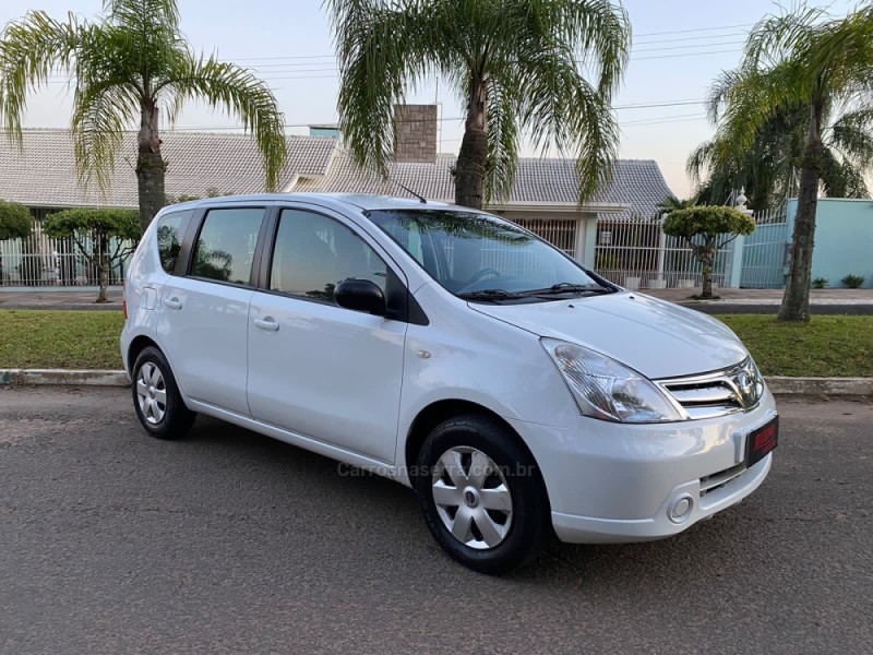 livina 1.6 16v flex 4p manual 2013 campo bom