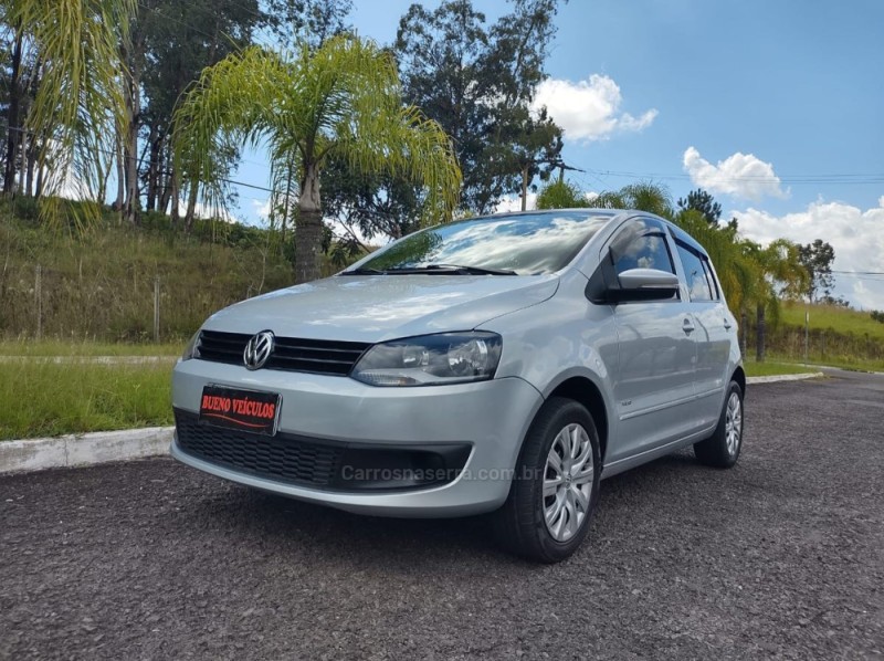 FOX 1.0 MI 8V FLEX 4P MANUAL - 2012 - CAMPO BOM