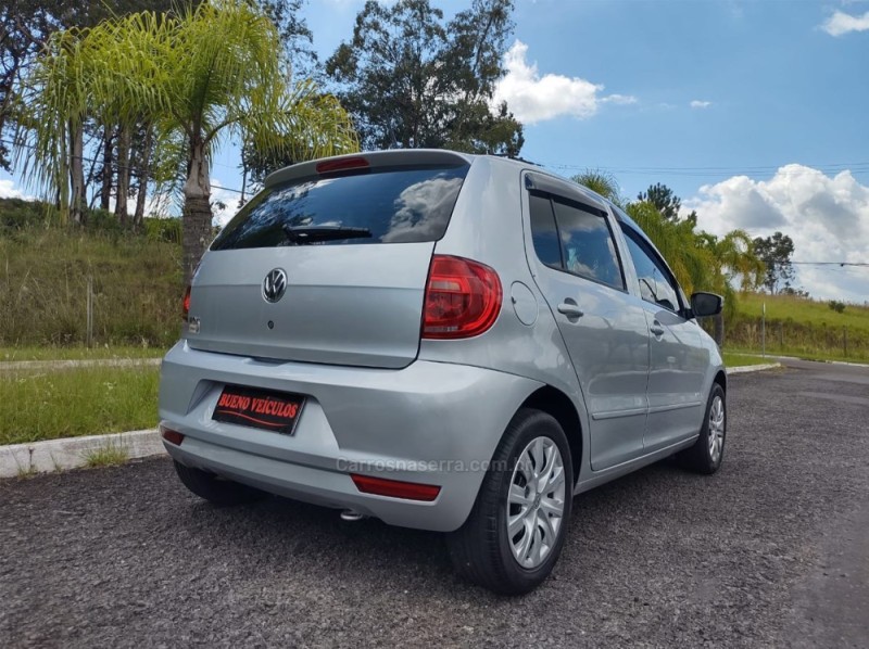 FOX 1.0 MI 8V FLEX 4P MANUAL - 2012 - CAMPO BOM