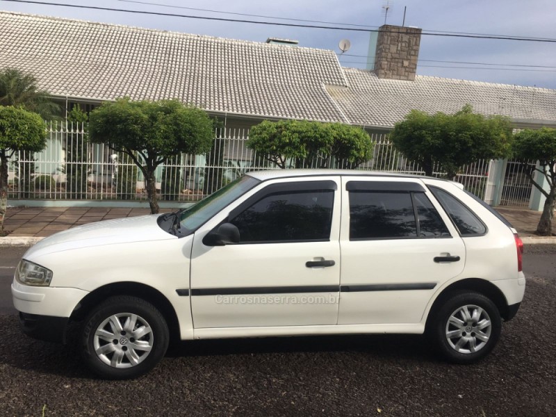 GOL 1.0 MI TREND 8V GASOLINA 4P MANUAL G.III - 2009 - CAMPO BOM