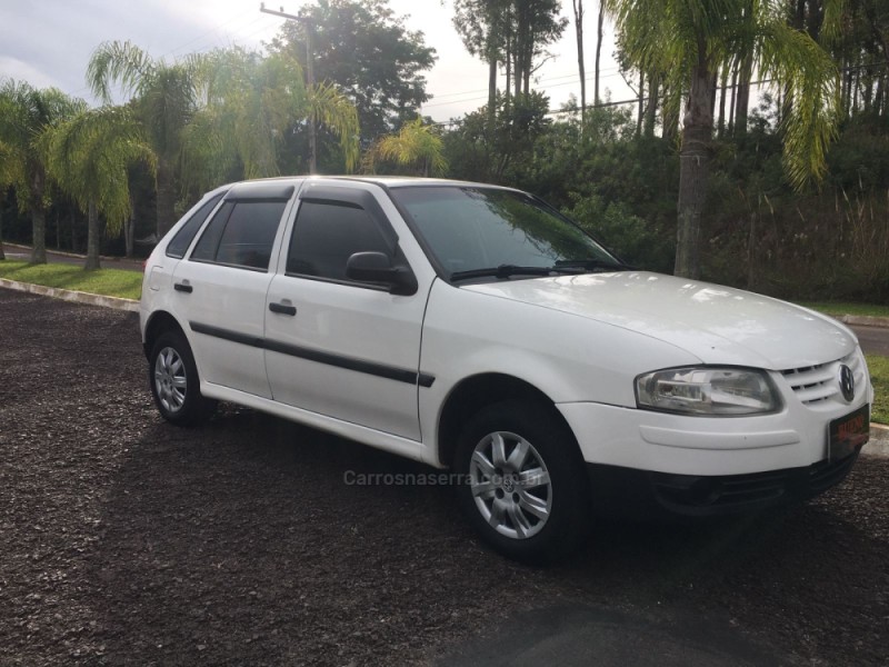 GOL 1.0 MI TREND 8V GASOLINA 4P MANUAL G.III - 2009 - CAMPO BOM