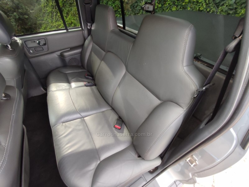 S10 2.8 EXECUTIVE 4X4 CD 12V TURBO ELECTRONIC INTERCOOLER DIESEL 4P MANUAL - 2010 - FARROUPILHA
