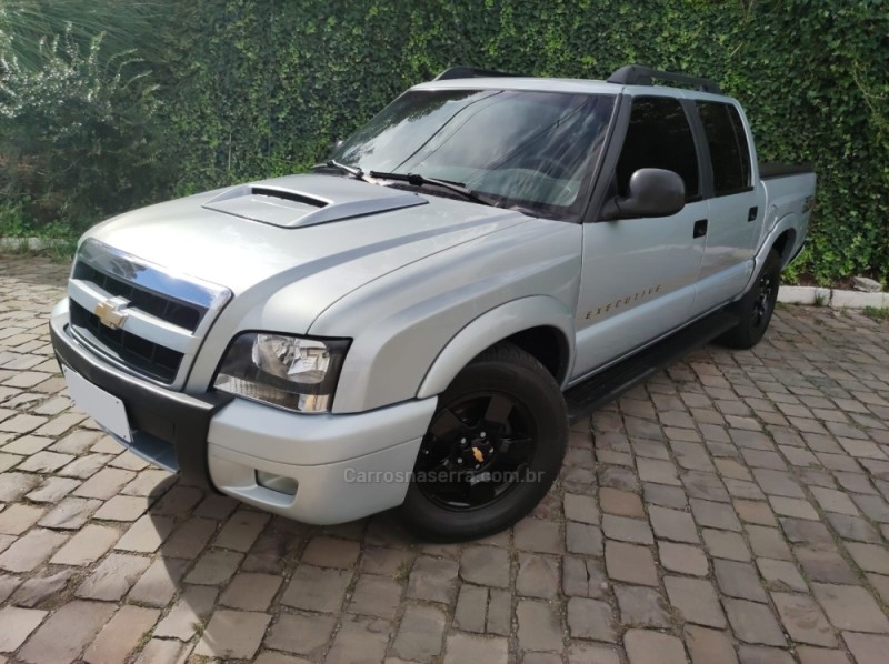 S10 2.8 EXECUTIVE 4X4 CD 12V TURBO ELECTRONIC INTERCOOLER DIESEL 4P MANUAL - 2010 - FARROUPILHA