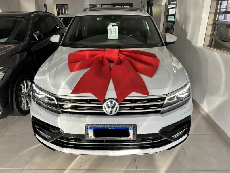 tiguan 2.0 allspace  r line 350 tsi 4x4 gasolina  4p 2019 carlos barbosa