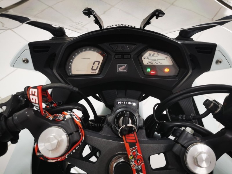 CBR 650F  - 2015 - SãO SEBASTIãO DO CAí