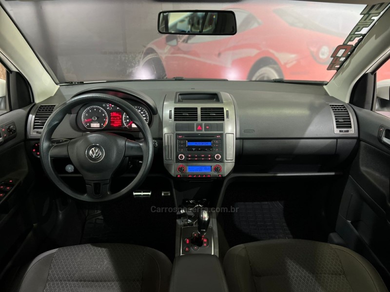 POLO SEDAN 1.6 MI COMFORTLINE 8V FLEX 4P AUTOMATIZADO - 2013 - DOIS IRMãOS