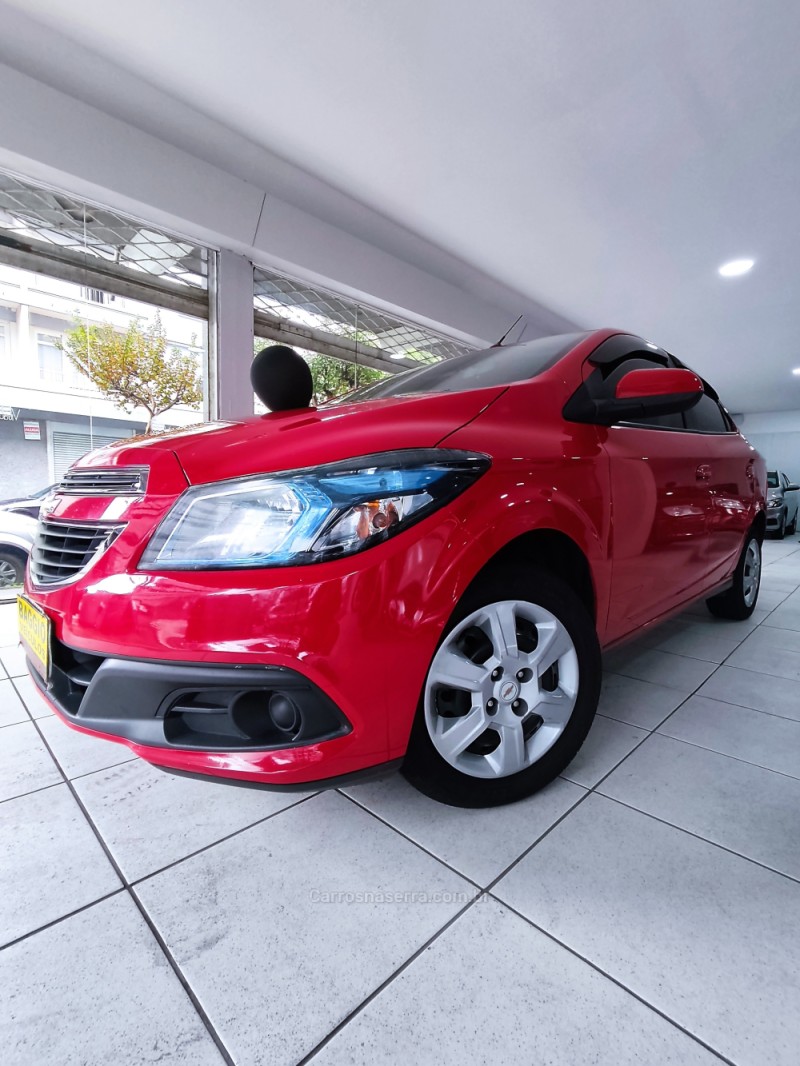 PRISMA 1.4 MPFI LT 8V FLEX 4P MANUAL - 2015 - CAXIAS DO SUL