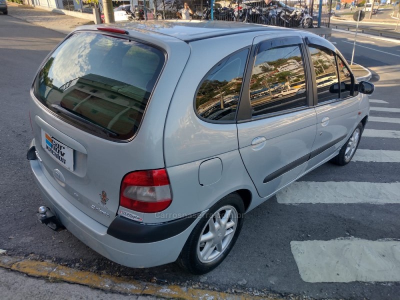 SCÉNIC 2.0 RXE 16V GASOLINA 4P MANUAL - 2003 - CAXIAS DO SUL