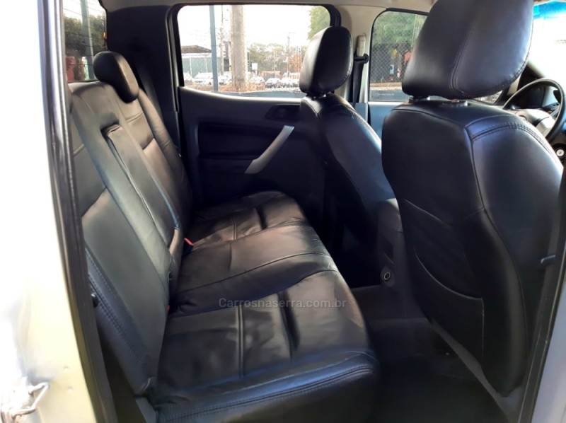 RANGER 2.5 XLS 4X2 CD 16V FLEX 4P MANUAL - 2013 - CAXIAS DO SUL