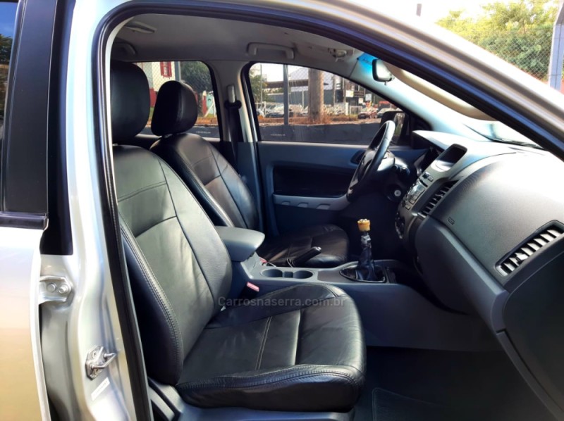 RANGER 2.5 XLS 4X2 CD 16V FLEX 4P MANUAL - 2013 - CAXIAS DO SUL