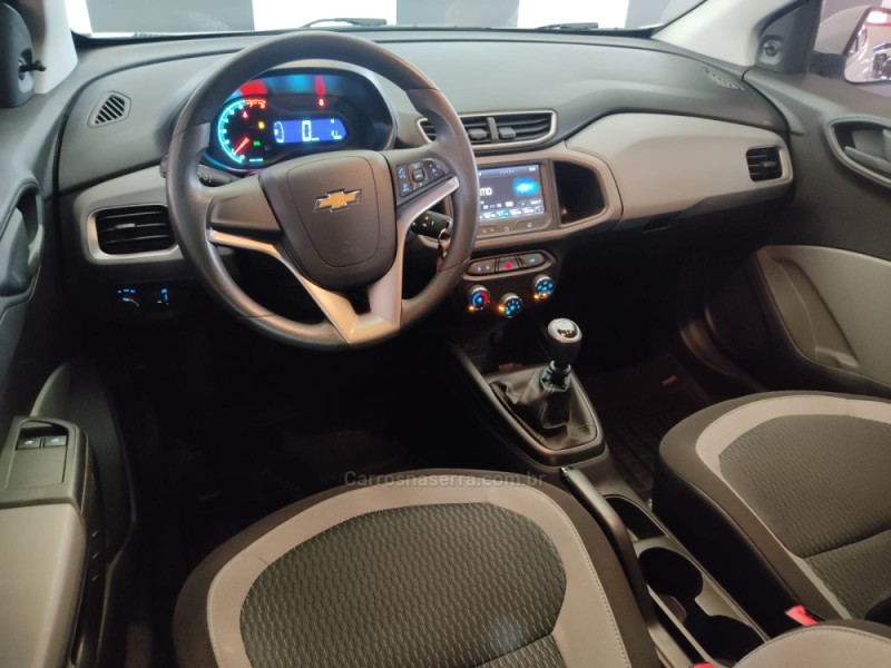 ONIX 1.0 LT PLUS 8V FLEX 4P MANUAL - 2016 - DOIS IRMãOS