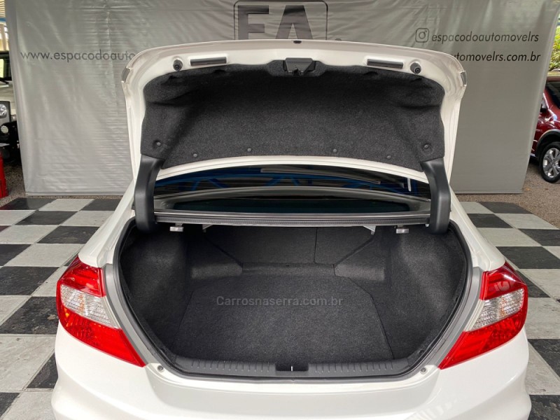 CIVIC 2.0 LXR 16V FLEX 4P AUTOMÁTICO - 2016 - NOVA PRATA