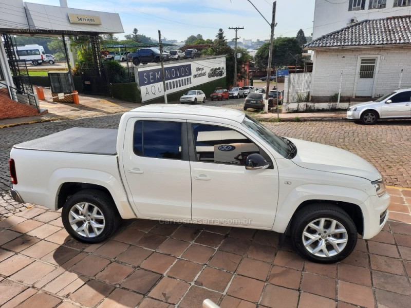 AMAROK 3.0 V6 TDI HIGHLINE CD DIESEL 4MOTION AUTOMÁTICO - 2018 - LAJEADO