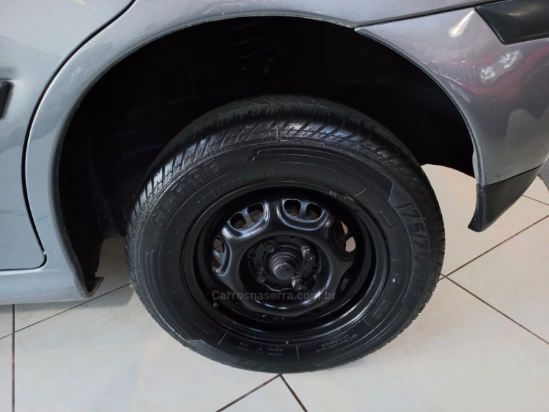 GOL 1.0 MI PLUS 16V GASOLINA 4P MANUAL G.III - 2005 - FARROUPILHA