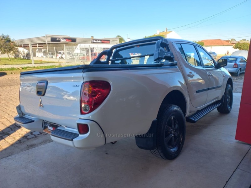 L200 TRITON 3.2 GLX 4X4 CD 16V TURBO INTERCOLER DIESEL 4P MANUAL - 2017 - VACARIA
