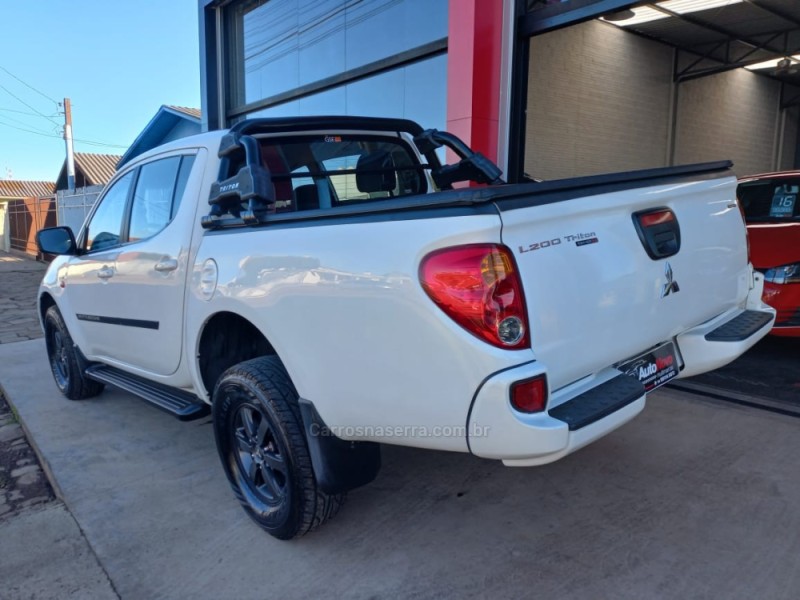L200 TRITON 3.2 GLX 4X4 CD 16V TURBO INTERCOLER DIESEL 4P MANUAL - 2017 - VACARIA
