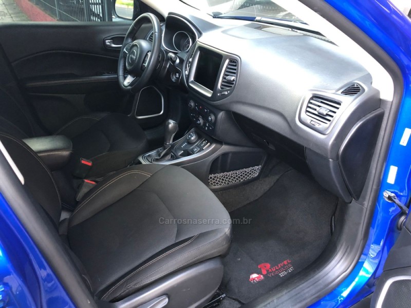 COMPASS 2.0 16V DIESEL LONGITUDE 4X4 AUTOMÁTICO - 2017 - CAXIAS DO SUL