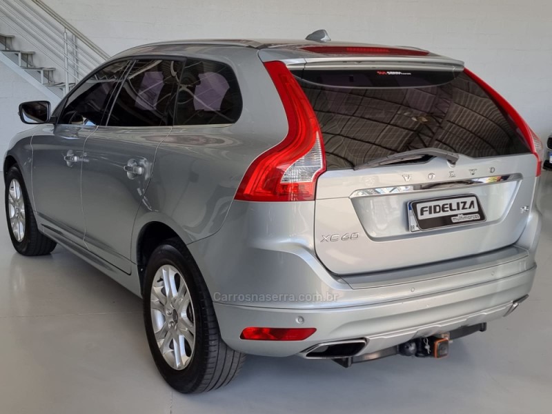XC60 2.0 T5 DYNAMIC FWD TURBO GASOLINA 4P AUTOMÁTICO - 2014 - FARROUPILHA