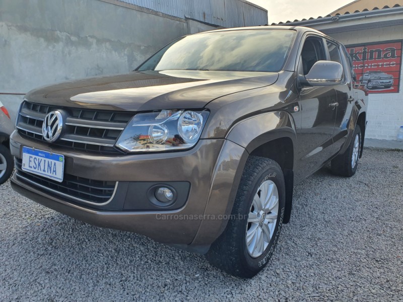 AMAROK 2.0 HIGHLINE 4X4 CD 16V TURBO INTERCOOLER DIESEL 4P MANUAL - 2011 - CAXIAS DO SUL