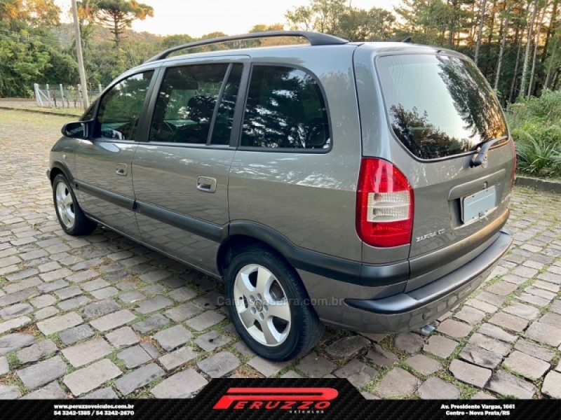 ZAFIRA 2.0 MPFI CD 8V GASOLINA 4P MANUAL - 2004 - NOVA PRATA