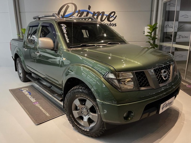 FRONTIER 2.5 LE 4X4 CD TURBO ELETRONIC DIESEL 4P AUTOMÁTICO