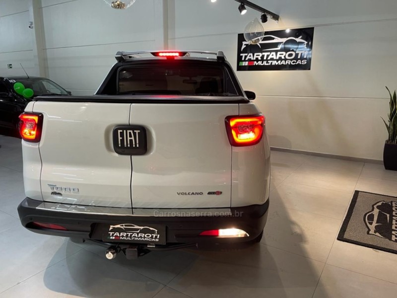 TORO 2.0 16V TURBO DIESEL VOLCANO 4WD AUTOMÁTICO - 2017 - CAXIAS DO SUL
