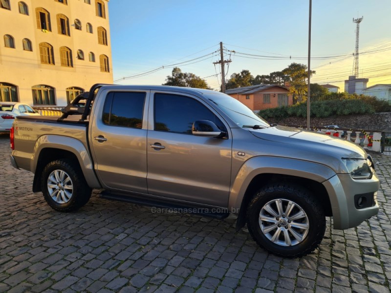 AMAROK 2.0 HIGHLINE 4X4 CD 16V TURBO INTERCOOLER DIESEL 4P AUTOMÁTICO - 2012 - CAXIAS DO SUL