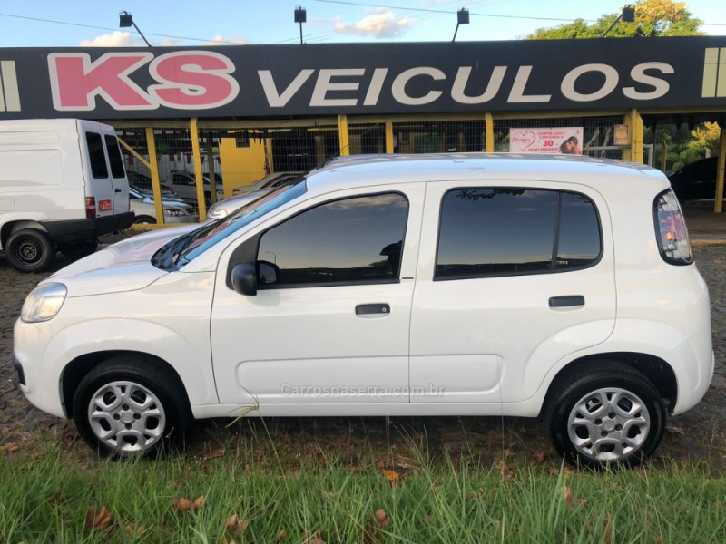 uno 1.0 evo attractive 8v flex 4p manual 2016 dois irmaos