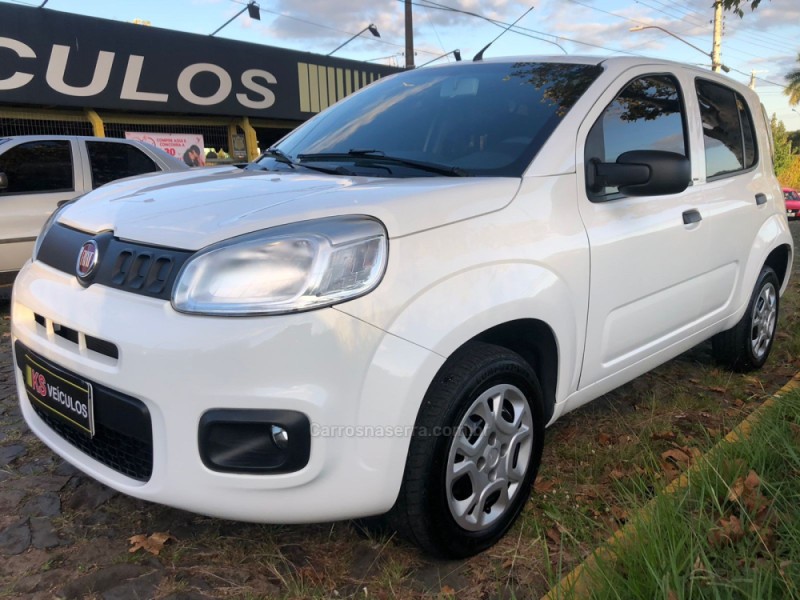 UNO 1.0 EVO ATTRACTIVE 8V FLEX 4P MANUAL - 2016 - DOIS IRMãOS