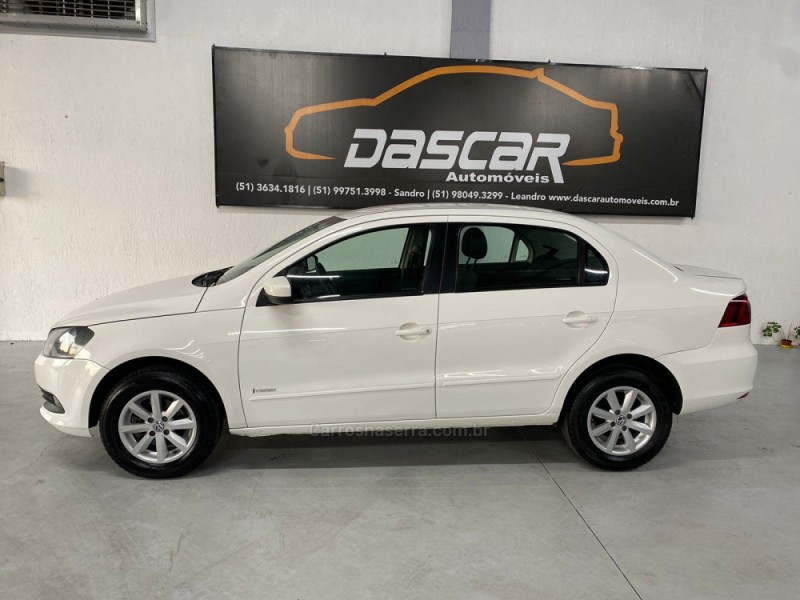 VOYAGE 1.6 MI CITY 8V FLEX 4P MANUAL - 2013 - BOM PRINCíPIO